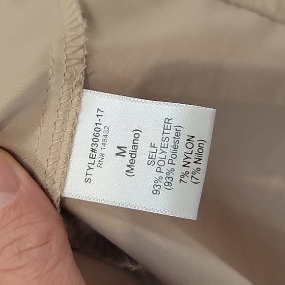 Light weight Spring jacket⚘️ - Picture 4 of 4